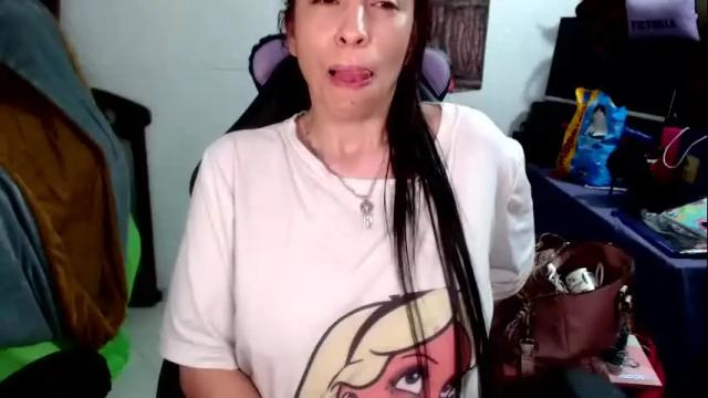 Image 4 of georgy_girl_ Stream on Chaturbate on 1 month ago
