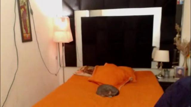 Image 7 of geral_bhri Stream on Chaturbate on 6 days ago