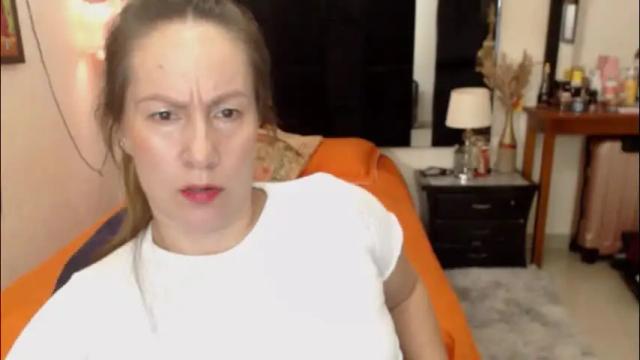 Image 7 of geral_bhri Stream on Chaturbate on 2 days ago