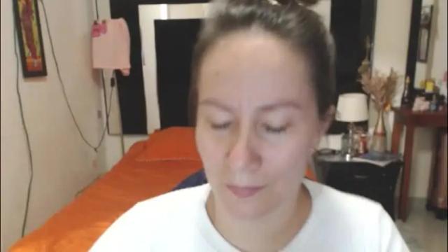 Image 2 of geral_bhri Stream on Chaturbate on 1 day ago