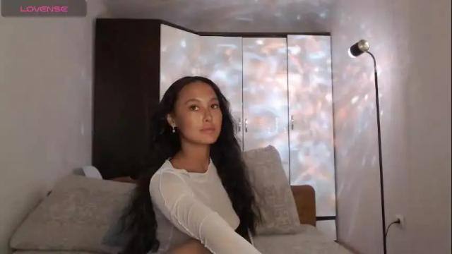 Image 2 of germiona_shine Stream on Chaturbate on 13 days ago