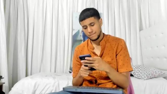 Image 2 of gero_hamann Stream on Chaturbate on 17 months ago