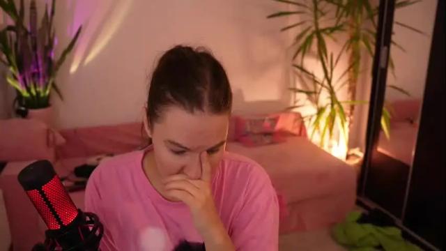 Image 12 of gessifossa Stream on Chaturbate on 2 months ago