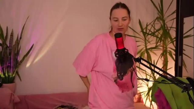 Image 3 of gessifossa Stream on Chaturbate on 2 months ago