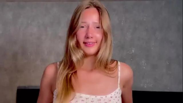 Image 8 of gg_couple Stream on Chaturbate on 7 months ago