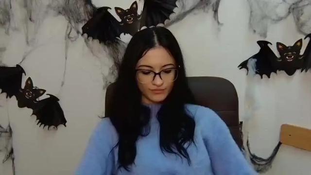 Image 7 of ggkaleriyagosha Stream on Chaturbate on 18 months ago