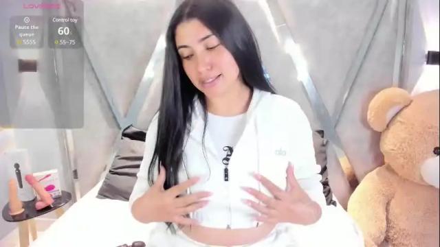 Image 3 of ghanimastrom Stream on Chaturbate on 24 days ago