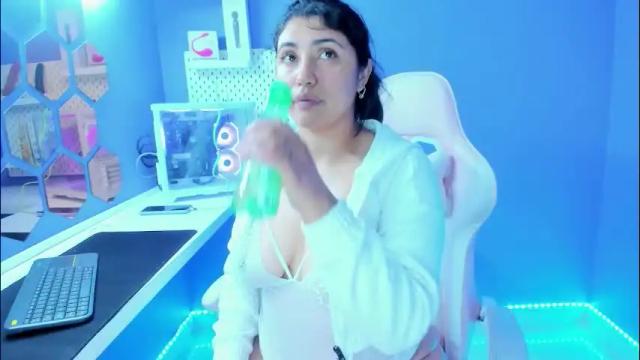 Image 12 of ghanimastrom Stream on Chaturbate on 4 days ago