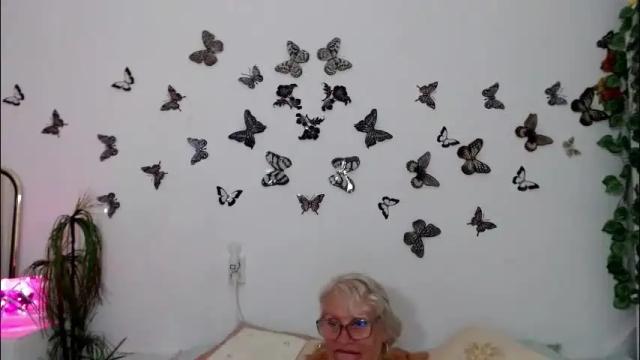 Image 3 of ghertrudequeen Stream on Chaturbate on 4 months ago