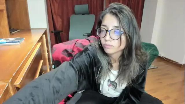 Image 6 of ghostcrimson Stream on Chaturbate on 10 days ago