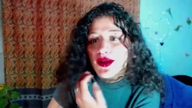 Image 3 of gia_1 Stream on Chaturbate on 21 months ago