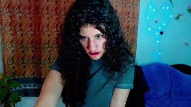 Image 6 of gia_1 Stream on Chaturbate on 21 months ago