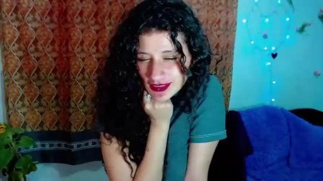 Thumbnail 3, gia_1's Stream at Chaturbate, 21 months ago
