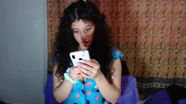 Thumbnail 1, gia_1's Stream at Chaturbate, 20 months ago