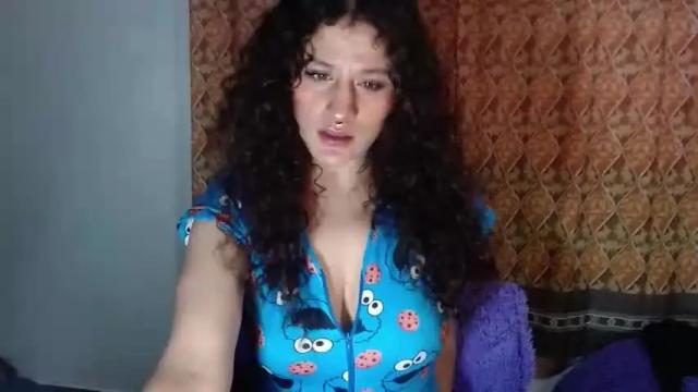 Image 2 of gia_1 Stream on Chaturbate on 20 months ago