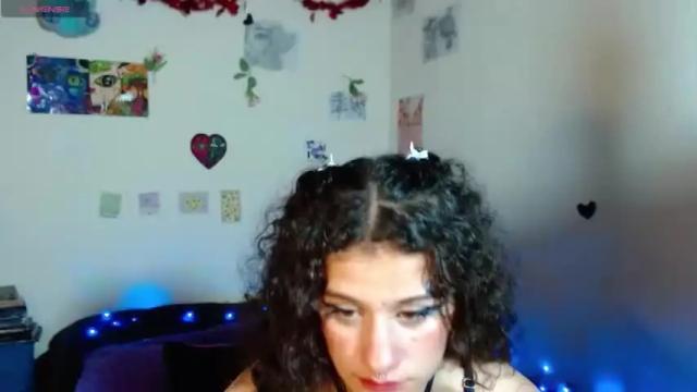Image 4 of gia_1 Stream on Chaturbate on 18 months ago