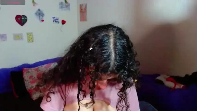 Image 8 of gia_1 Stream on Chaturbate on 18 months ago