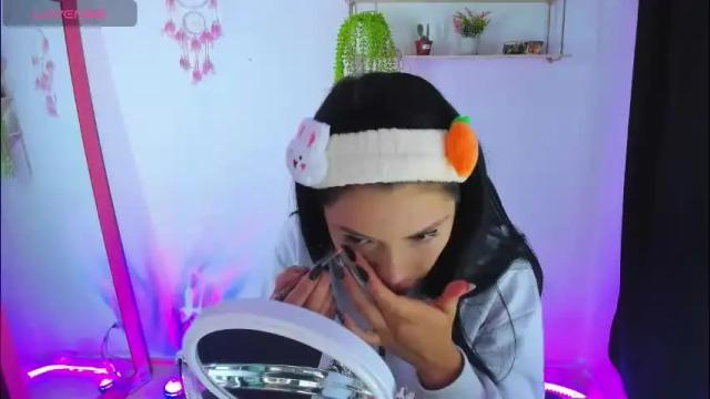 Image 7 of gia_contii Stream on Chaturbate on 2 months ago