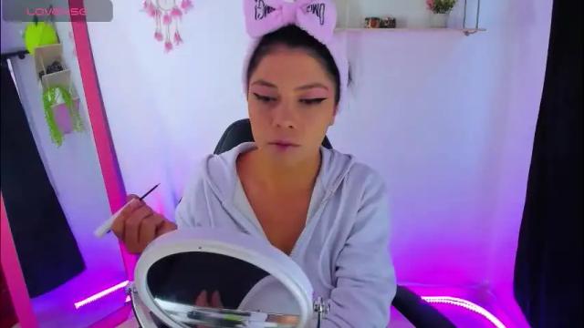 Image 4 of gia_contii Stream on Chaturbate on 1 month ago