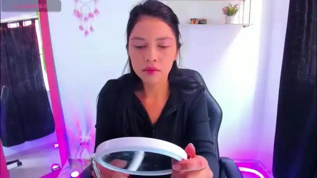 Image 4 of gia_contii Stream on Chaturbate on 26 days ago