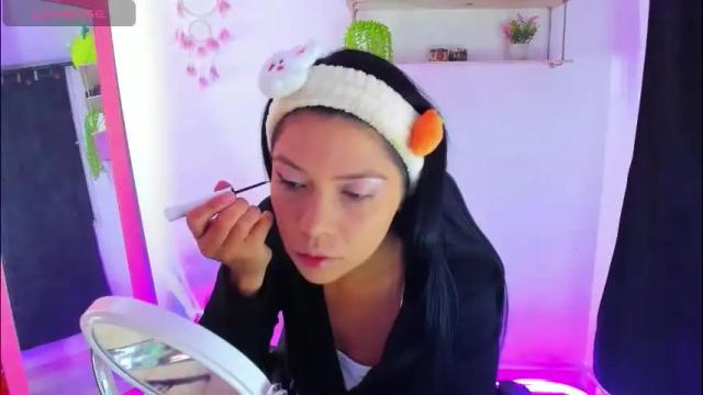 Image 3 of gia_contii Stream on Chaturbate on 22 days ago