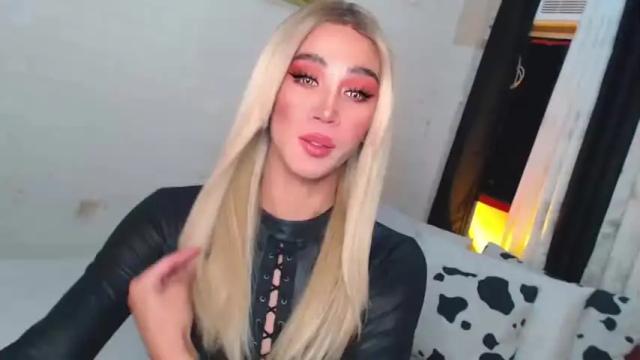 Thumbnail 2, gia_derza18's Stream at Chaturbate, 13 months ago