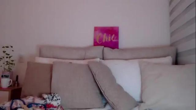 Image 12 of gia_ferh Stream on Chaturbate on 2 months ago