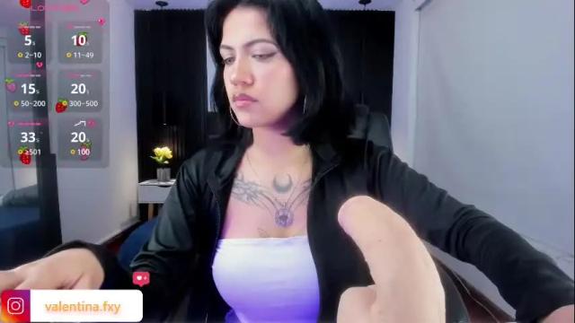 Image 4 of gia_foxy Stream on Chaturbate on 1 month ago