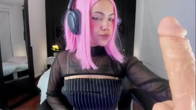 Image 3 of gia_foxy Stream on Chaturbate on 1 month ago
