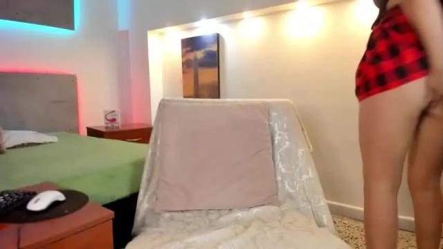 Image 4 of gia_green_ Stream on Chaturbate on 16 months ago