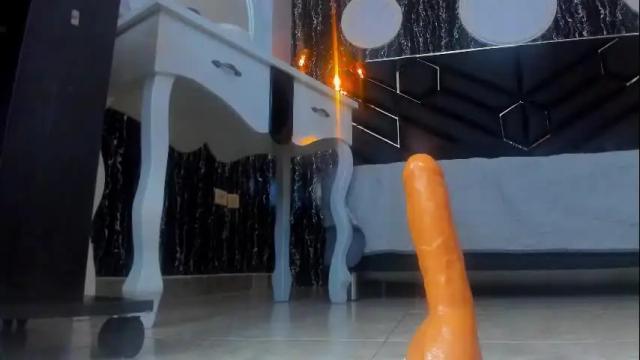 Image 8 of gia_hotwife Stream on Chaturbate on 1 month ago