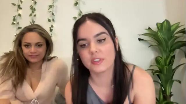 Image 10 of gia_is_horny Stream on Chaturbate on 14 months ago