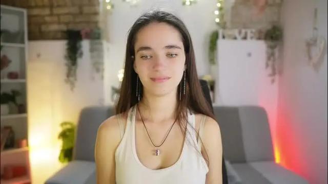 Image 2 of gia_paige18 Stream on Chaturbate on 2 months ago