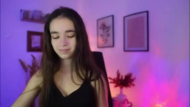 Image 8 of gia_paige18 Stream on Chaturbate on 17 days ago