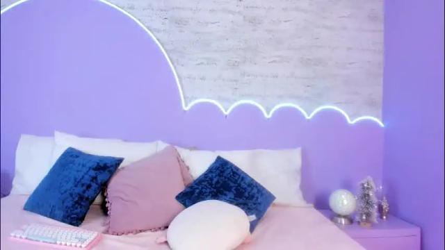 Image 8 of giaa_ross Stream on Chaturbate on 28 days ago