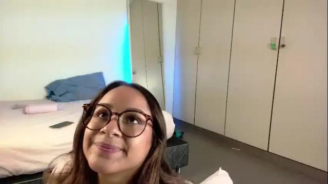 Image 2 of giablue20 Stream on Chaturbate on 3 months ago