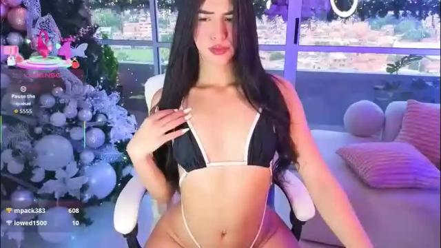 Image 7 of giaglowing Stream on Chaturbate on 1 month ago