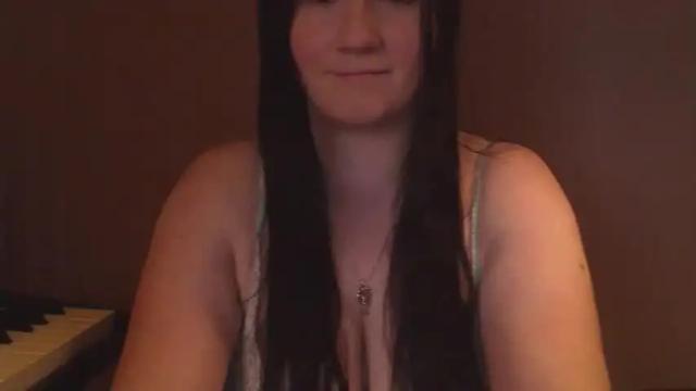 Image 4 of gianightshade Stream on Chaturbate on 16 months ago