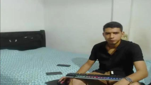 Image 6 of gianluca_silva Stream on Chaturbate on 19 months ago