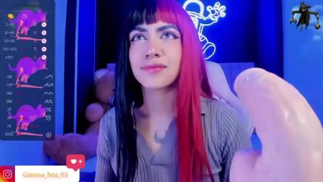Image 12 of gianna_hoz_b Stream on Chaturbate on 19 months ago