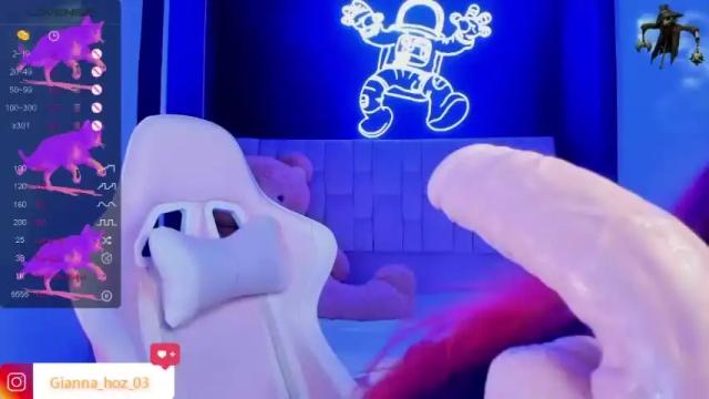 Image 4 of gianna_hoz_b Stream on Chaturbate on 19 months ago