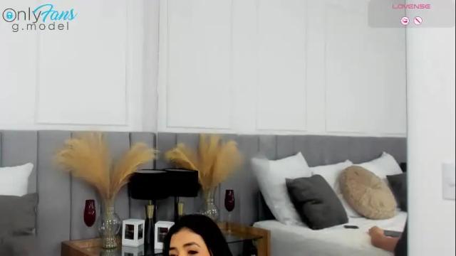 Image 7 of giannanoir Stream on Chaturbate on 1 month ago