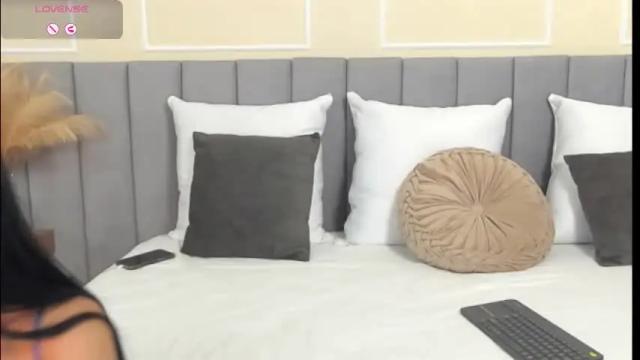 Image 3 of giannanoir Stream on Chaturbate on 2 months ago