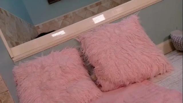 Image 2 of giannasexo Stream on Chaturbate on 1 month ago