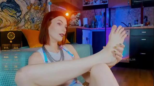 Image 3 of giantess_eva Stream on Chaturbate on 1 month ago