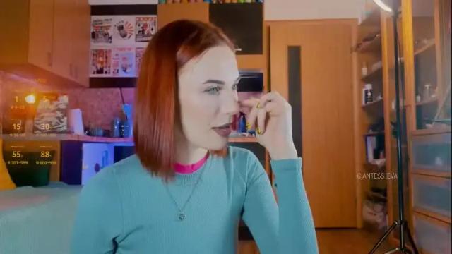 Image 8 of giantess_eva Stream on Chaturbate on 1 month ago
