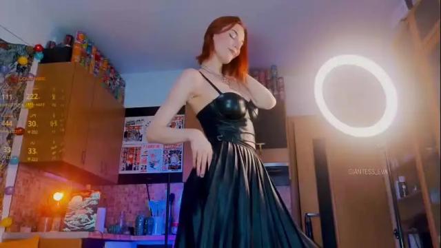 Thumbnail 3, giantess_eva's Stream at Chaturbate, 1 month ago