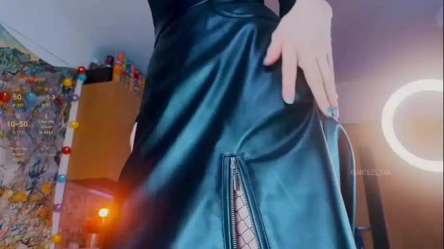 Image 11 of giantess_eva Stream on Chaturbate on 1 month ago