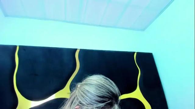 Image 12 of giaroussel Stream on Chaturbate on 2 months ago