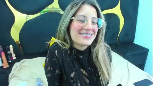 Image 4 of giaroussel Stream on Chaturbate on 7 days ago